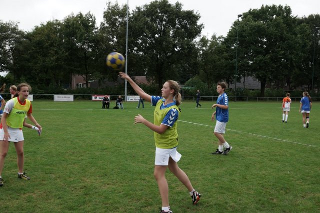 Korfbal C2  14 september-009.JPG